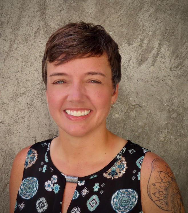 Rev. Dr. Lindsay Andreolli-Comstock